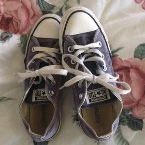 Grey Low Top Converse All Star Tennies.